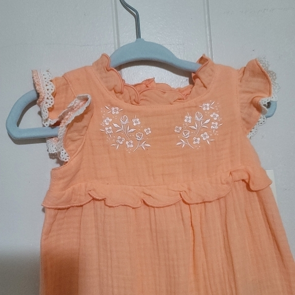 Cat & Jack Peach Snap Girls Romper Size 0-3 Months - Picture 4 of 7